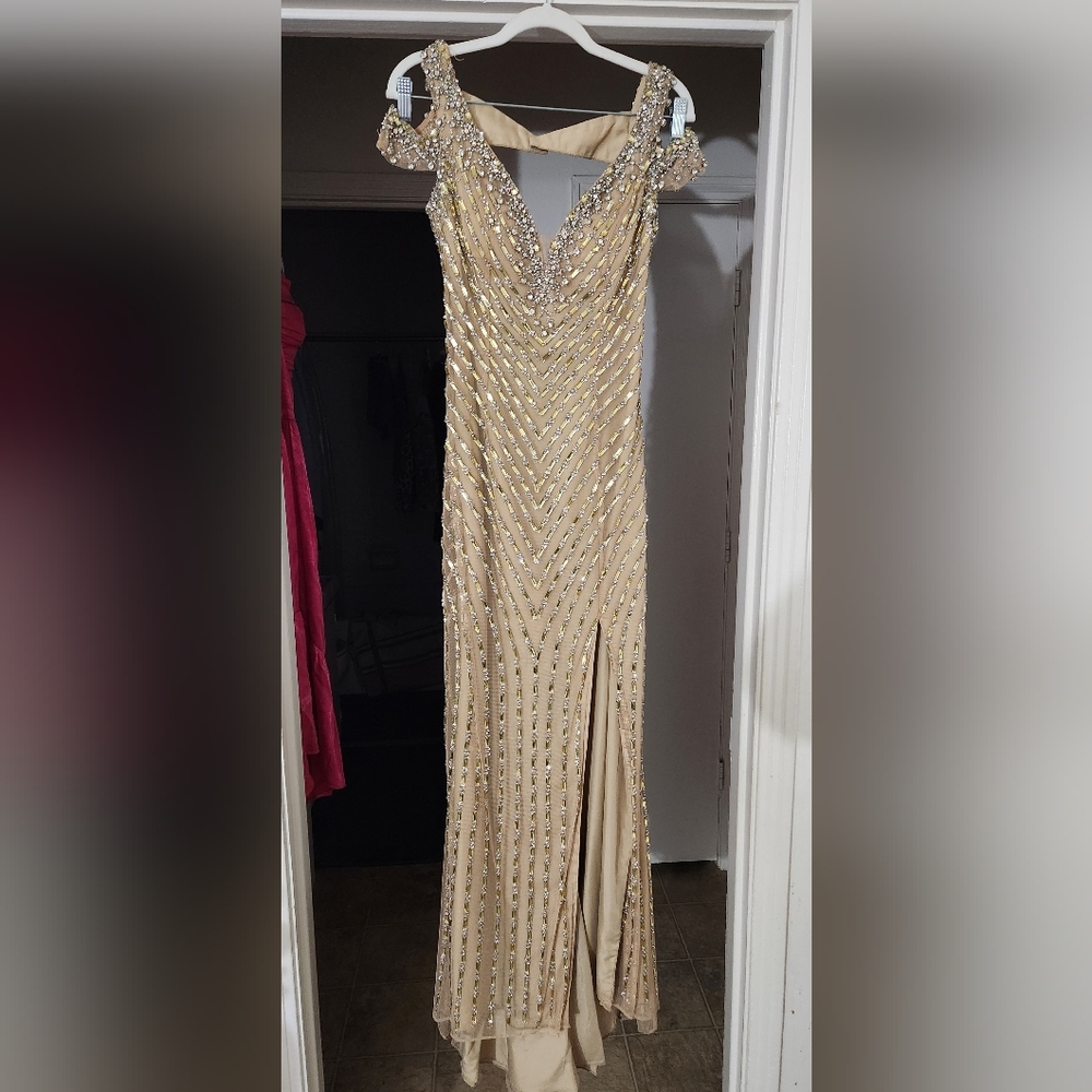 Sherri Hill Gold Beaded Prom/Formal Dress